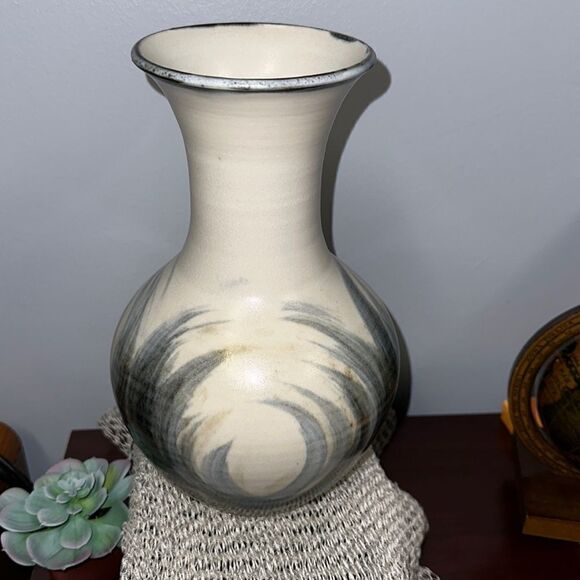 Hand Made Gray Blue Ivory Clay Glazed Stoneware Pottery Vase Artist Signed